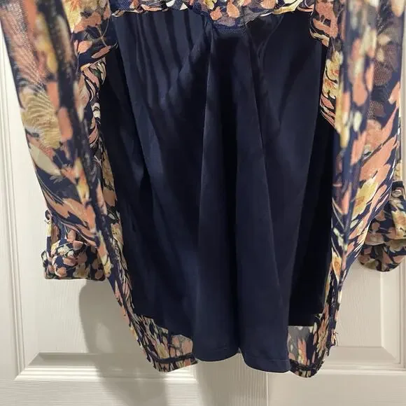 Cocomo Floral Pintucked‎ Mesh Overlay Tunic Top Size 2X Beach Mature - Picture 4 of 7